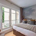O'lord, 4 Etoiles, De Luxe Champs-elysees *