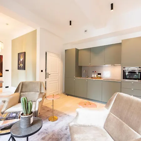 O'lord, 4 Etoiles, De Luxe Champs-elysees Appartement Parijs