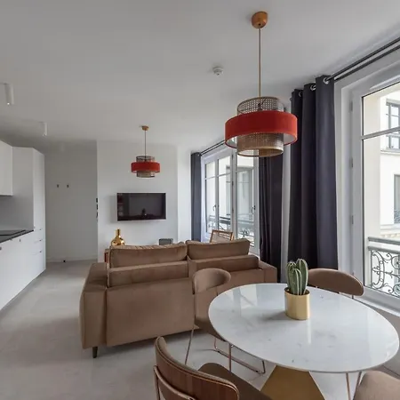 O'lord, 4 Etoiles, De Luxe Champs-elysees Paris