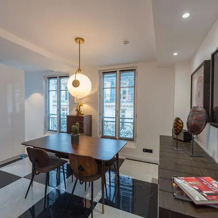 O'lord, 4 Etoiles, De Luxe Champs-elysees Paris