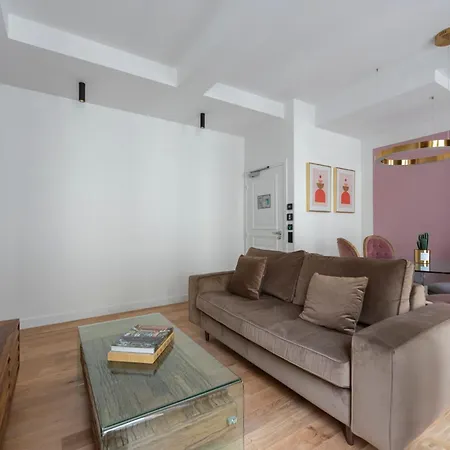 O'lord, 4 Etoiles, De Luxe Champs-elysees Apartment