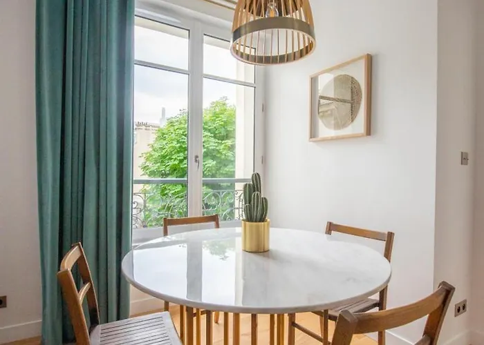 O'lord, 4 Etoiles, De Luxe Champs-elysees Paris