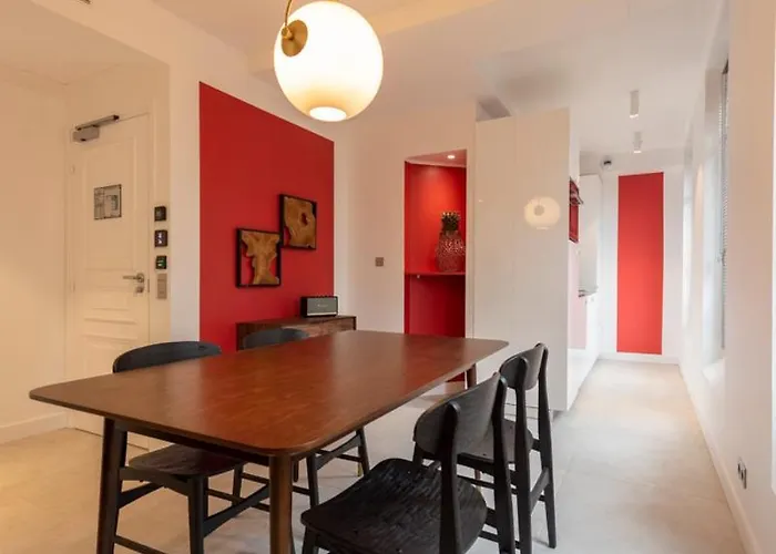 O'lord, 4 Etoiles, De Luxe Champs-elysees Daire Paris