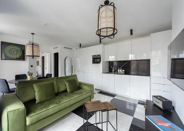 O'lord, 4 Etoiles, De Luxe Champs-elysees *