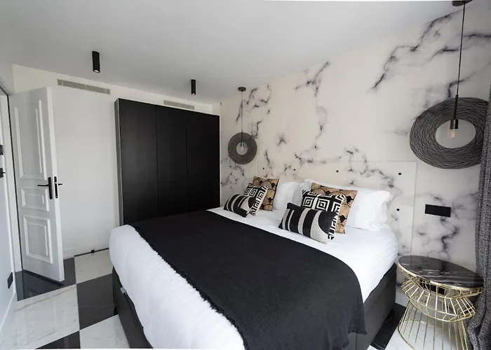 O'lord, 4 Etoiles, De Luxe Champs-elysees Paris