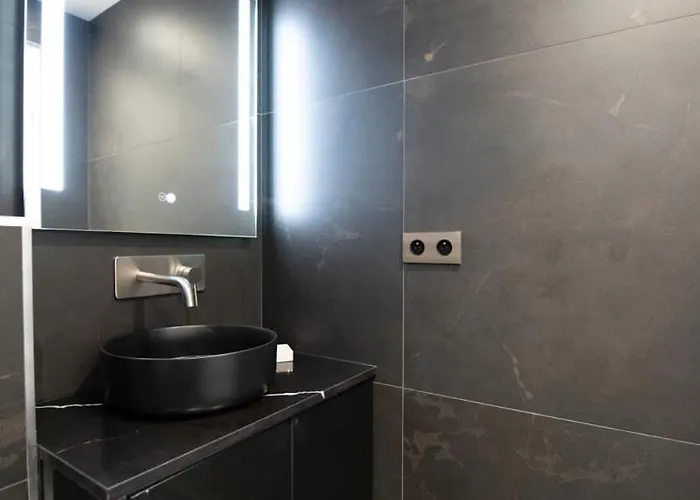 O'lord, 4 Etoiles, De Luxe Champs-elysees * Paris