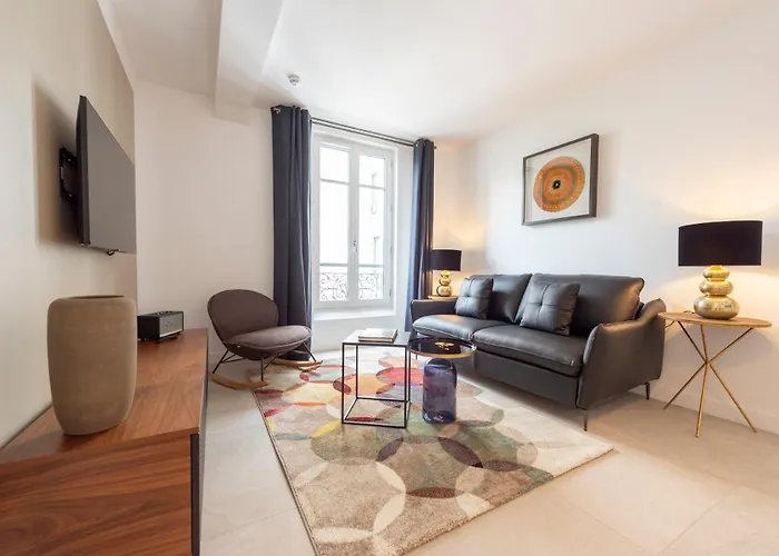 O'lord, 4 Etoiles, De Luxe Champs-elysees *