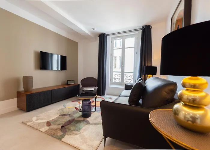 Daire O'lord, 4 Etoiles, De Luxe Champs-elysees