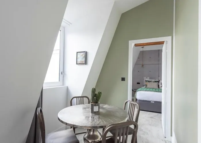 O'lord, 4 Etoiles, De Luxe Champs-elysees Daire *