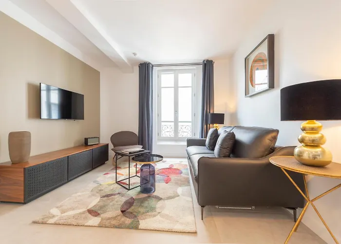 O'lord, 4 Etoiles, De Luxe Champs-elysees *