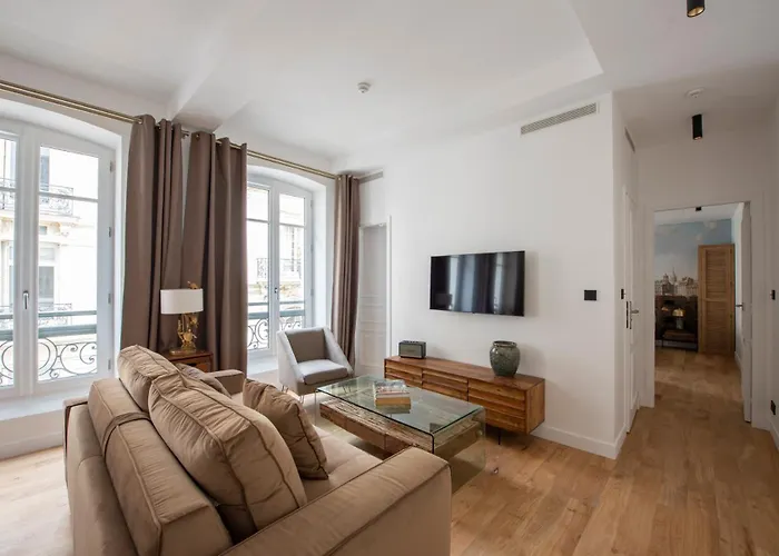 O'lord, 4 Etoiles, De Luxe Champs-elysees Lejlighed